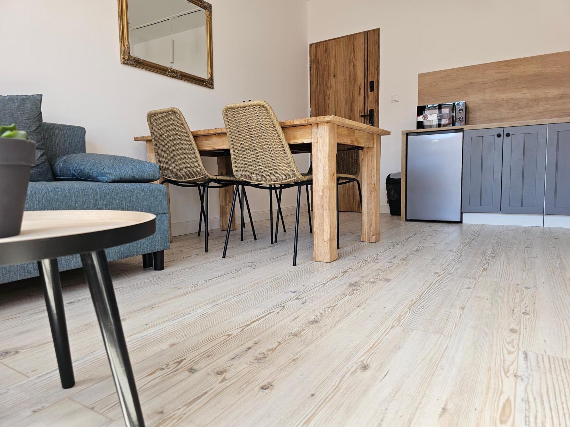 Apartamenty Luna A-B 格雷菲采 外观 照片