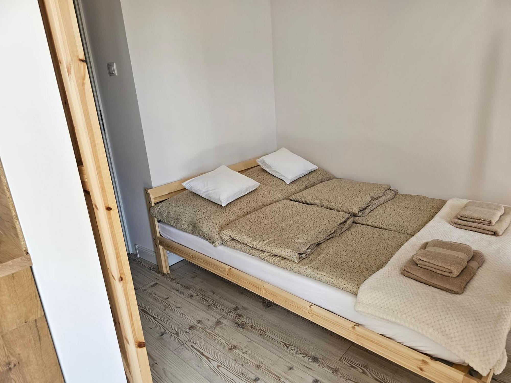 Apartamenty Luna A-B 格雷菲采 外观 照片